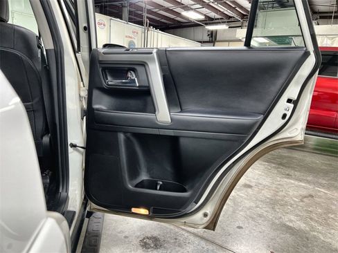 Used 2021 Toyota 4Runner SR5 Premium image 24