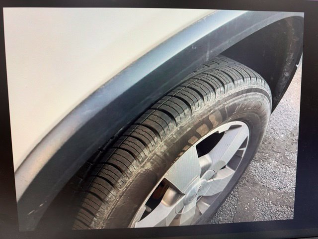 Used 2010 GMC Acadia SLT FWD image 7