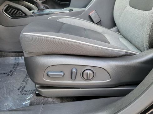 Used 2023 Chevrolet TrailBlazer LT image 17