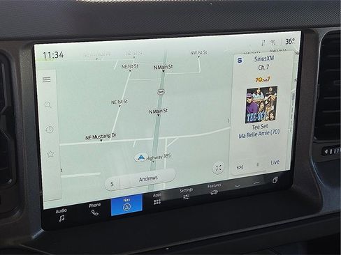 Used 2025 Ford Bronco Badlands image 17