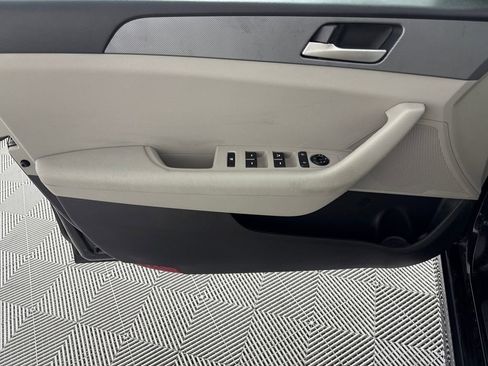 Used 2018 Hyundai Sonata SE image 10
