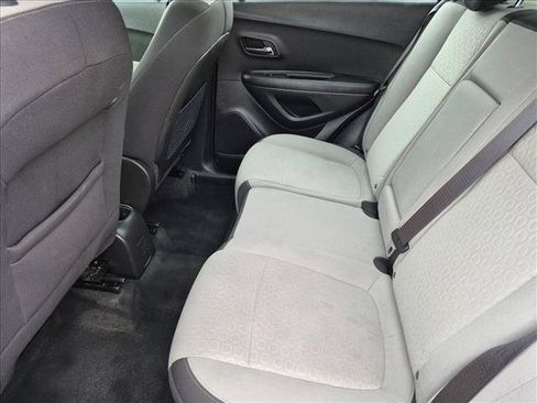 Used 2016 Chevrolet Trax LS AWD/4WD image 16