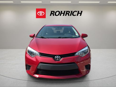 Used 2014 Toyota Corolla LE w/ Body Protection Package FWD image 2
