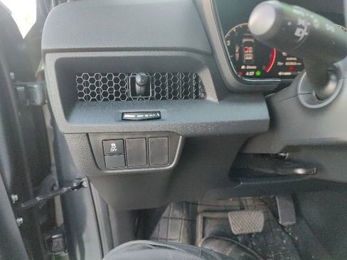 Used 2024 Honda CR-V EX image 19