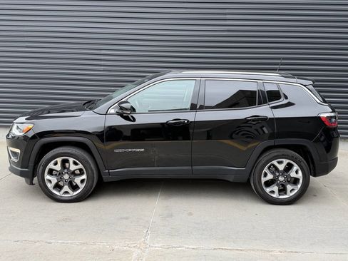 Used 2018 Jeep Compass Limited w/ Navigation Group image 9