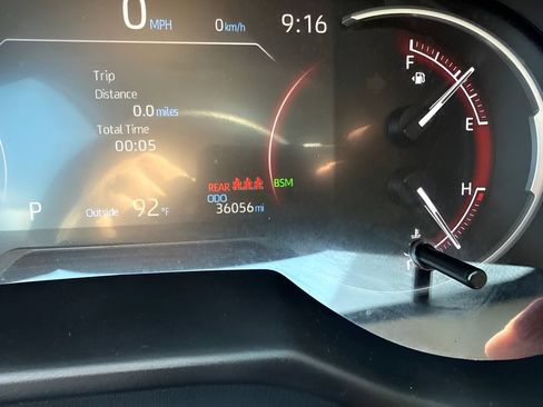 Used 2024 Toyota RAV4 XLE w/ Convenience Package FWD image 26