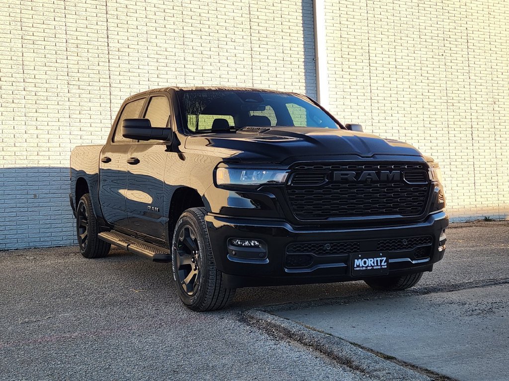 New 2026 RAM 1500 Express AWD/4WD image 2