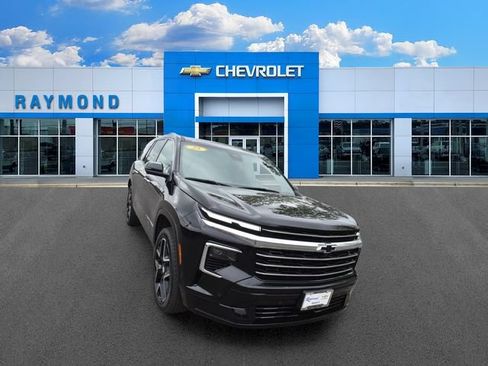 New 2025 Chevrolet Traverse High Country w/ LPO, Floor Liner Package FWD image 10