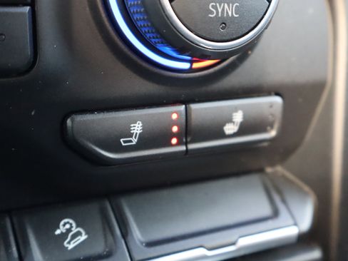 Used 2020 Chevrolet Silverado 1500 LT Trail Boss image 30