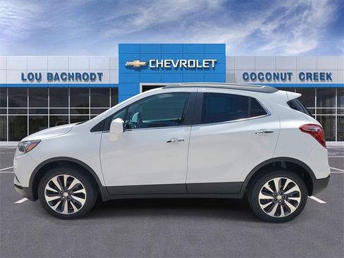 Used 2022 Buick Encore Preferred w/ Safety Package image 3