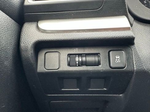 Used 2016 Subaru Crosstrek 2.0i Premium image 37