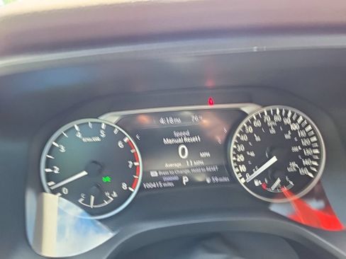 Used 2022 Nissan Rogue S FWD image 9