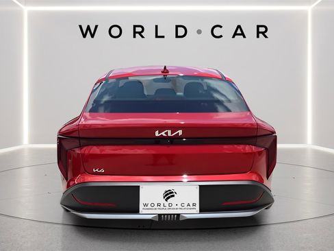 Used 2025 Kia K4 EX image 6