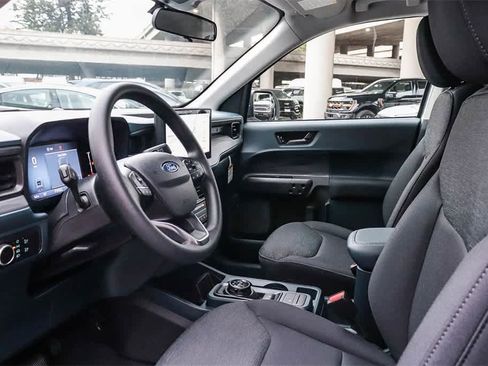 New 2025 Ford Maverick XL image 18