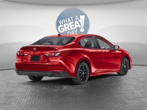 New 2026 Toyota Camry SE image 2