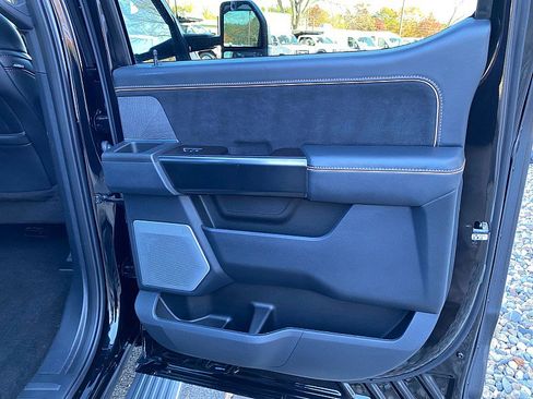 Certified 2022 Ford F150 Platinum w/ Equipment Group 701A High image 36