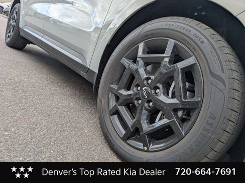 New 2025 Kia Carnival SX image 7