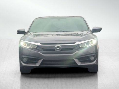 Used 2016 Honda Civic EX-T image 2