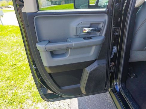 Used 2014 RAM 1500 Classic SLT AWD/4WD image 24