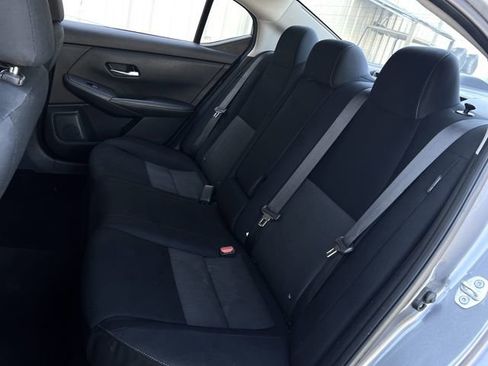 Used 2020 Nissan Sentra SV FWD image 18