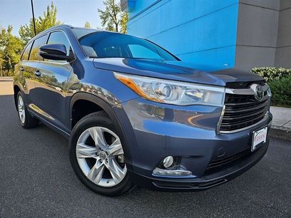 Used 2014 Toyota Highlander Limited w/ Driver Technology Package