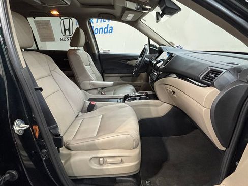 Certified 2021 Honda Pilot Elite image 40