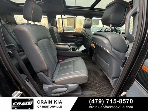 Used 2022 Jeep Grand Wagoneer Series II w/ Convenience Group III image 32