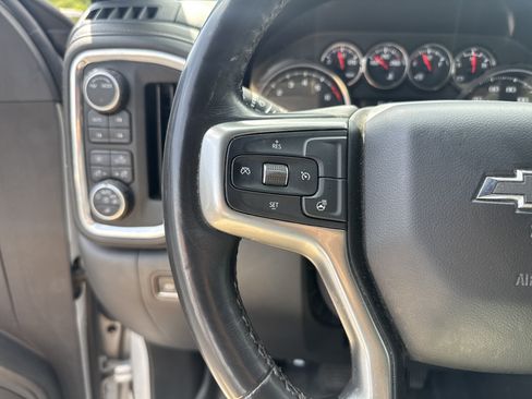 Used 2021 Chevrolet Silverado 1500 LT Trail Boss w/ Convenience Package II AWD/4WD image 18