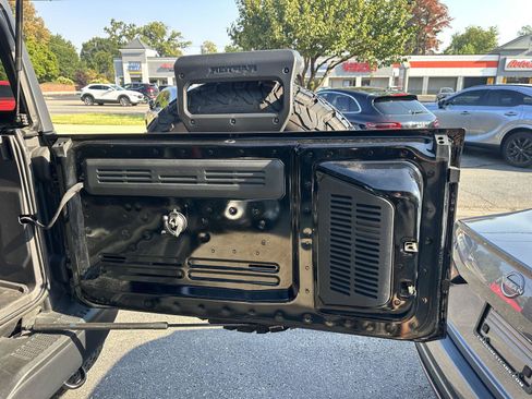 Used 2024 Ford Bronco Raptor AWD/4WD image 17