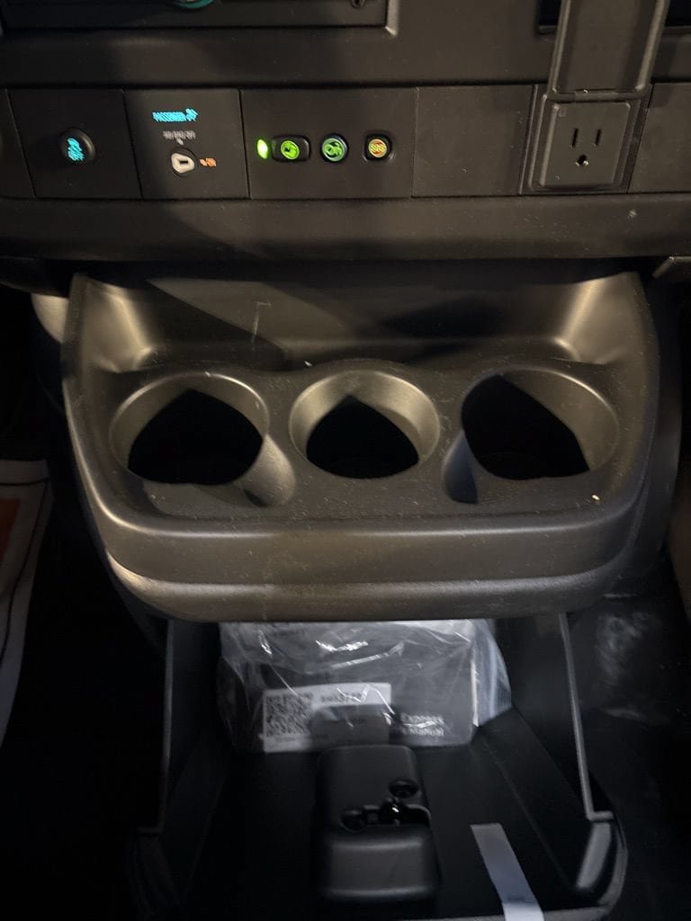 New 2025 Chevrolet Express 3500 w/ Power Convenience Package RWD image 19
