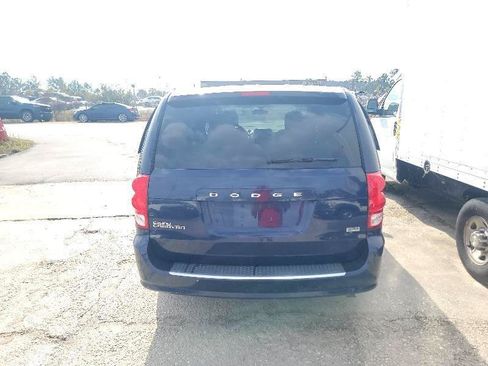 Used 2016 Dodge Grand Caravan SE w/ Quick Order Package 29E SE FWD image 6