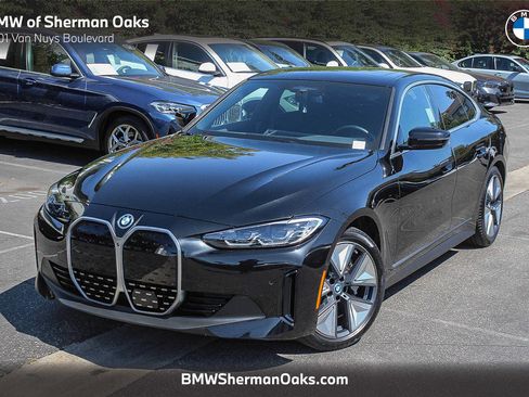 Used 2023 BMW i4 eDrive40 RWD image 1