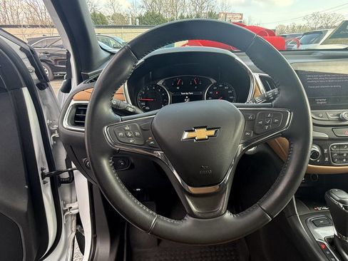 Used 2020 Chevrolet Equinox Premier image 10