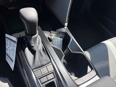 Used 2026 Toyota Camry SE FWD image 19