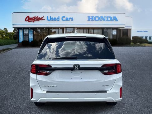 Used 2026 Honda Odyssey Elite image 4