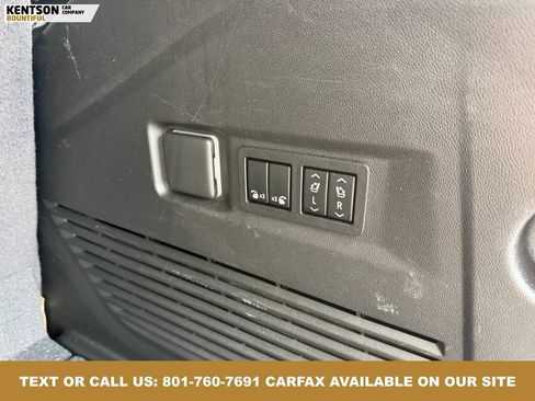 Used 2022 GMC Yukon Denali image 42