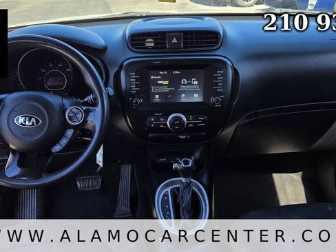Used 2018 Kia Soul + FWD image 31