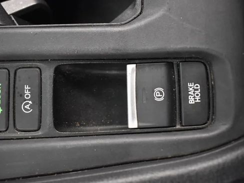 Used 2025 Honda Accord LX image 31