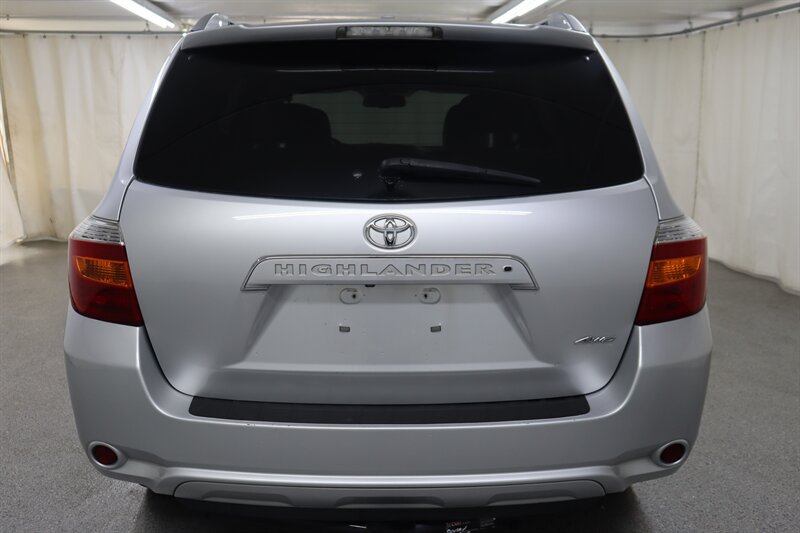 Used 2010 Toyota Highlander Limited AWD/4WD image 5
