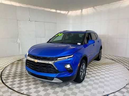 Used 2024 Chevrolet Blazer LT w/ Convenience Package FWD image 24