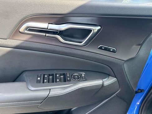 New 2026 Kia Sportage SX FWD image 25