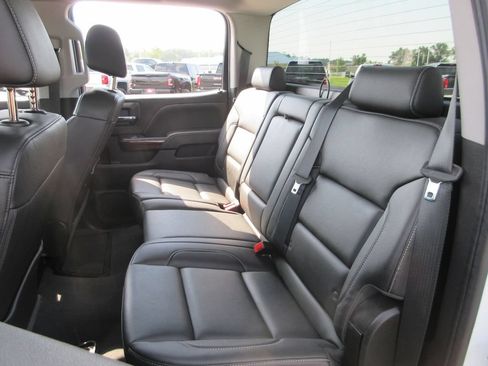 Used 2018 GMC Sierra 1500 SLT w/ SLT Premium Package AWD/4WD image 19