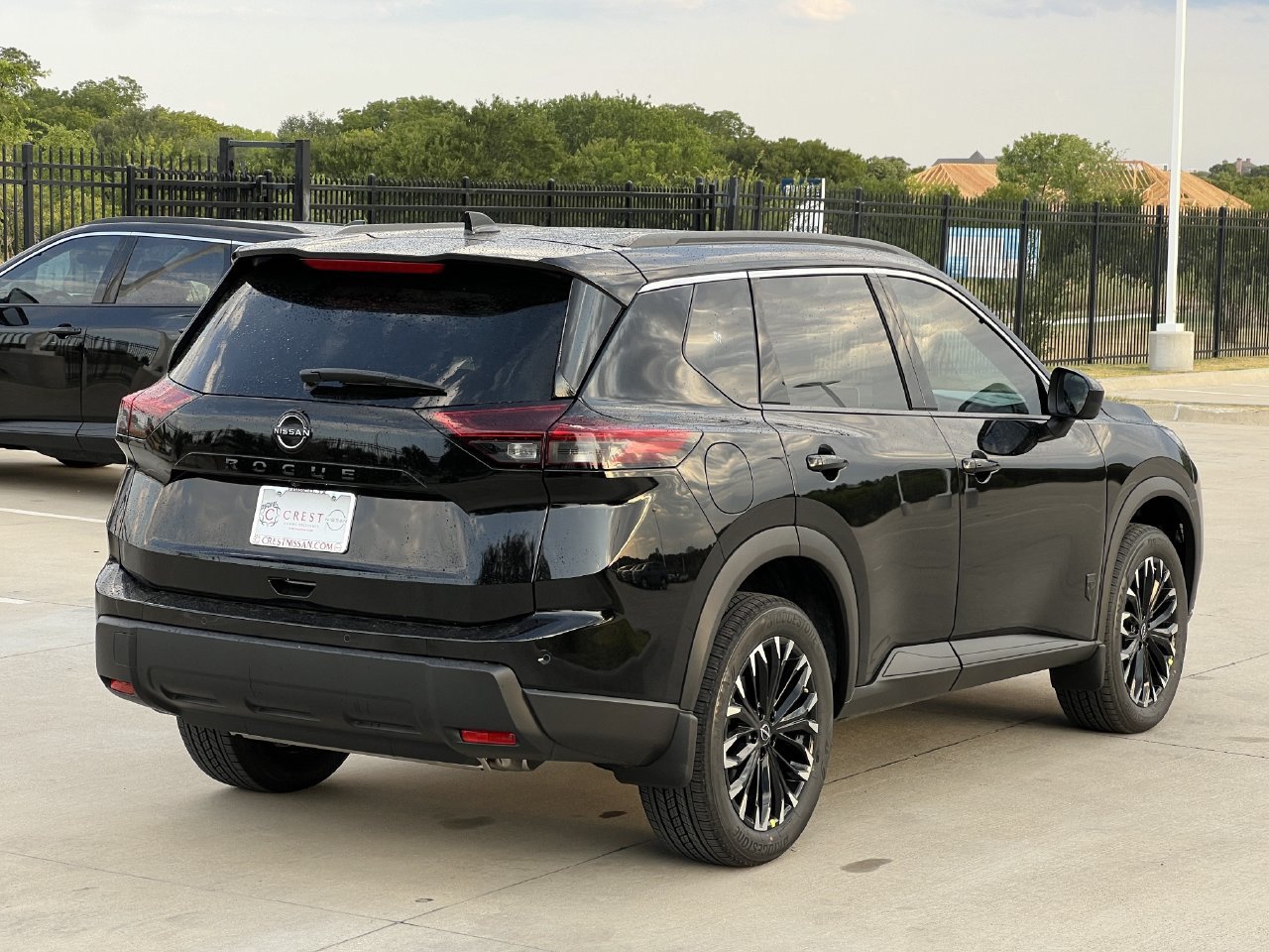 New 2026 Nissan Rogue Dark Armor FWD image 4
