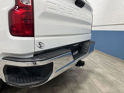Used 2025 Chevrolet Silverado 1500 LT image 35