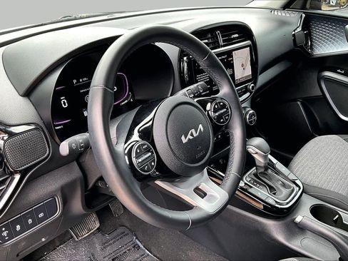 Used 2023 Kia Soul EX FWD image 18