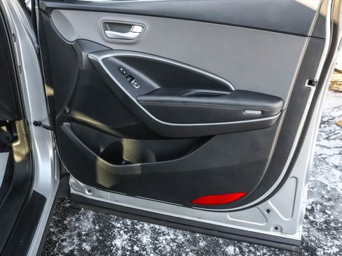 Used 2017 Hyundai Santa Fe Sport image 38