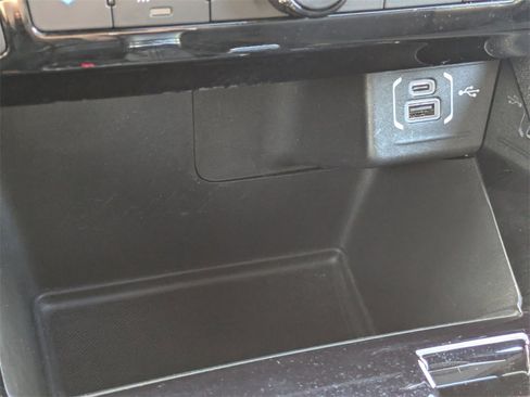 Used 2025 Jeep Compass Latitude w/ Altitude Special Edition image 21