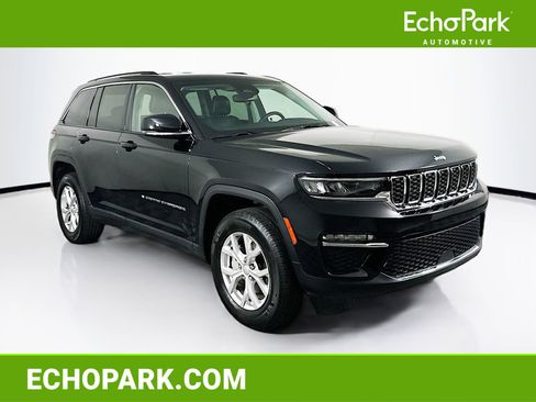 Used 2023 Jeep Grand Cherokee Limited image 1
