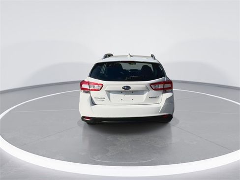 Used 2019 Subaru Impreza 2.0i Premium image 9
