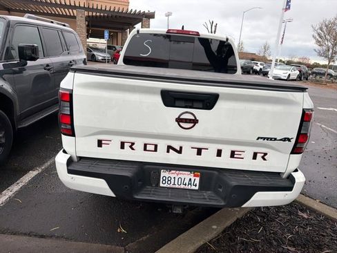 Used 2023 Nissan Frontier PRO-4X w/ Pro Convenience Package image 10